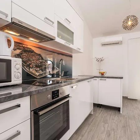 Maza - One Bedroom With Balcony Angela Zadar