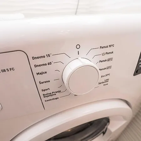 Maza - One Bedroom With Balcony Angela *