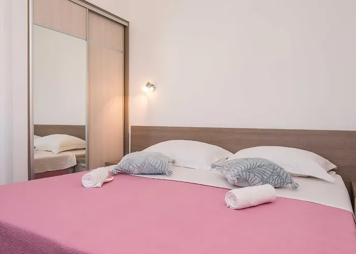 アパート Maza - One Bedroom With Balcony Angela