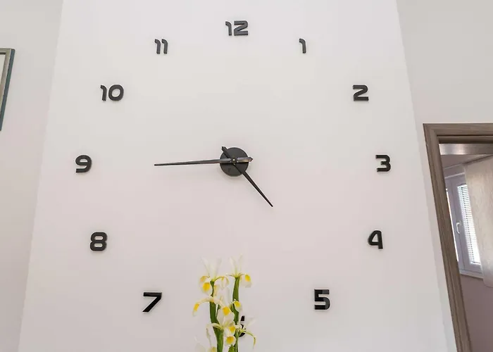 Maza - One Bedroom With Balcony Angela アパート *